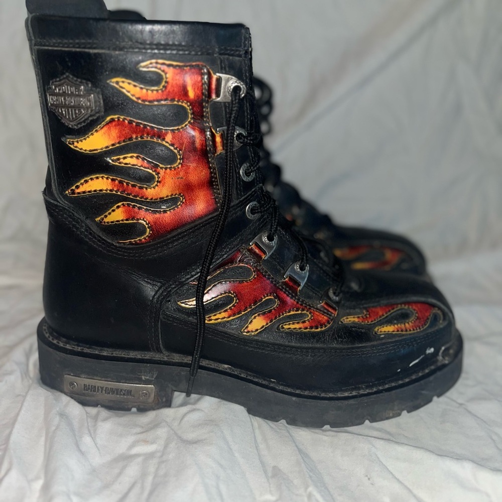 Harley-Davidson Men's Black Boots with Red and Orange Flames